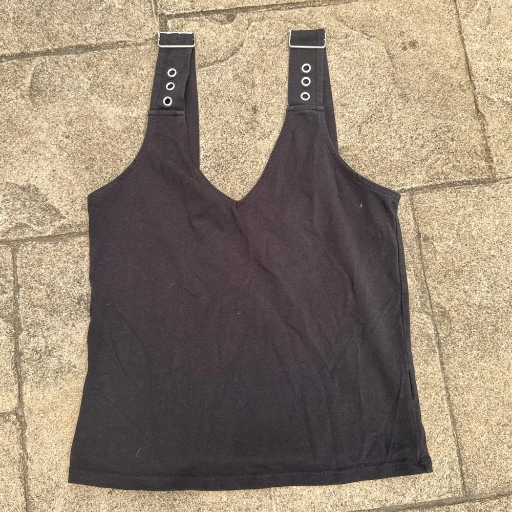 Express Top - Picture 1 of 4